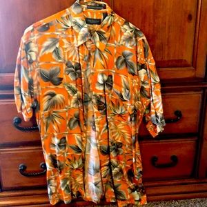 Van Heusen medium tropical summer lightweight shirt